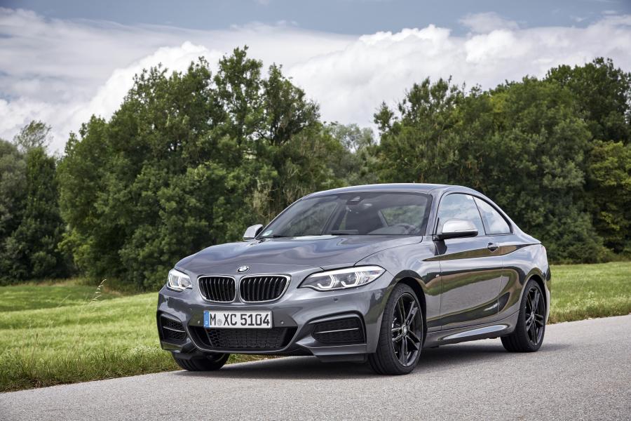  BMW M240i xDrive Coupe 2017 года  (WW) (фото 83 из 116)